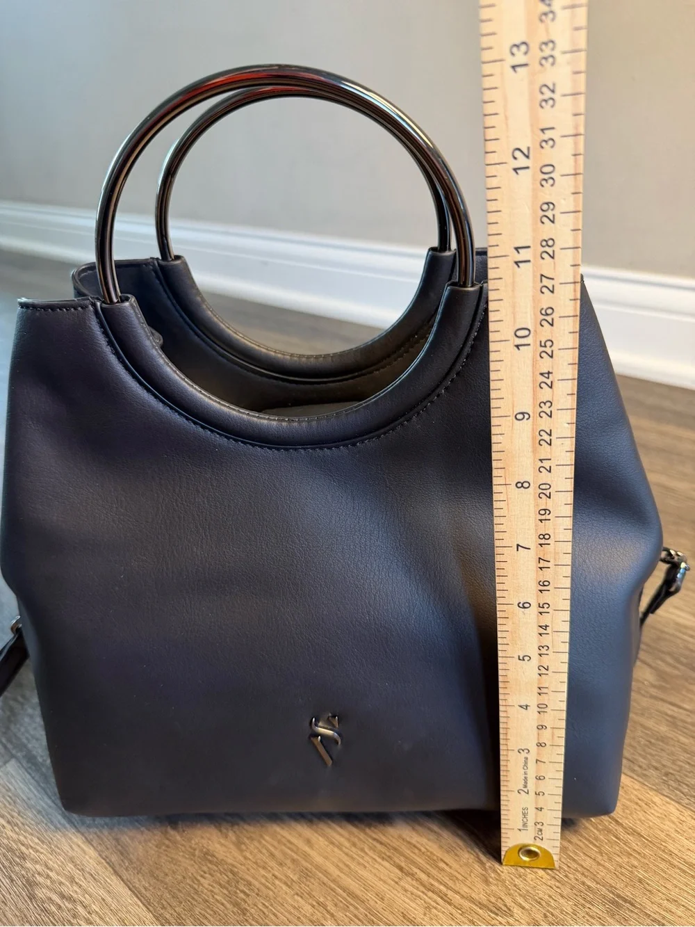 Simply Vera Vera Wang Black Circle-Handle Tote